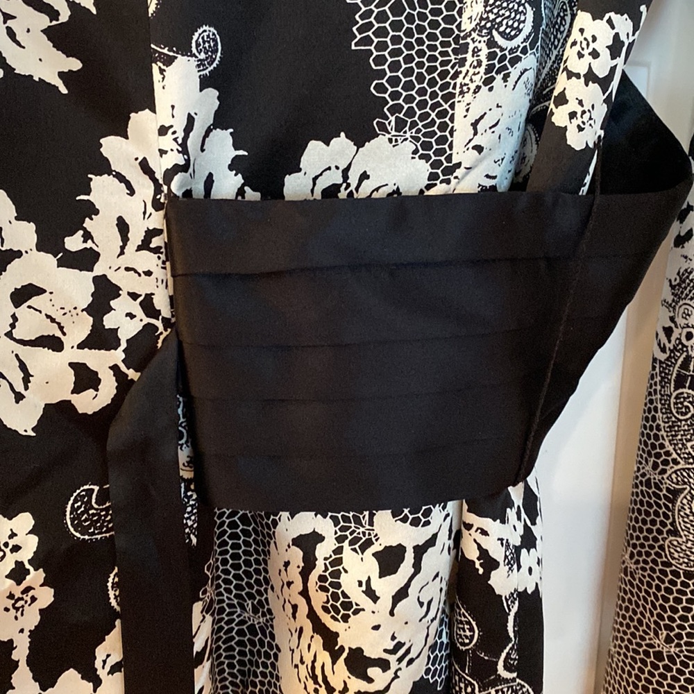 Js Collection Button Up Jacket With Cute Cummerbu… - image 4